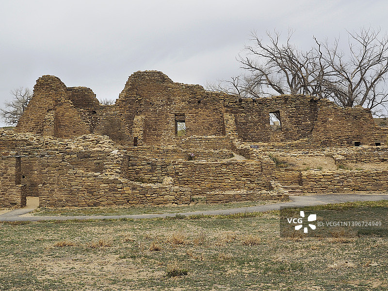 阿兹特克遗址国家纪念地景色，新墨西哥州布隆菲尔德图片素材