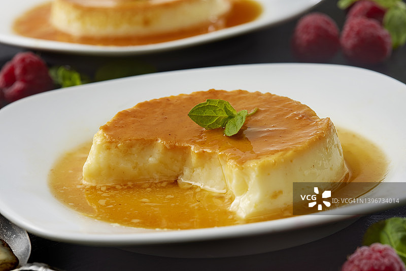 经典焦糖布丁图片素材