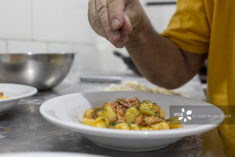 猪肉拉古意式面疙瘩图片素材