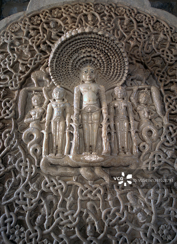 耆那教Ranakpur寺庙的代表帕尔什瓦纳塔的大理石雕刻，印度图片素材