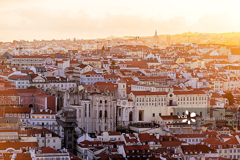 葡萄牙里斯本日落天际线航拍图片素材