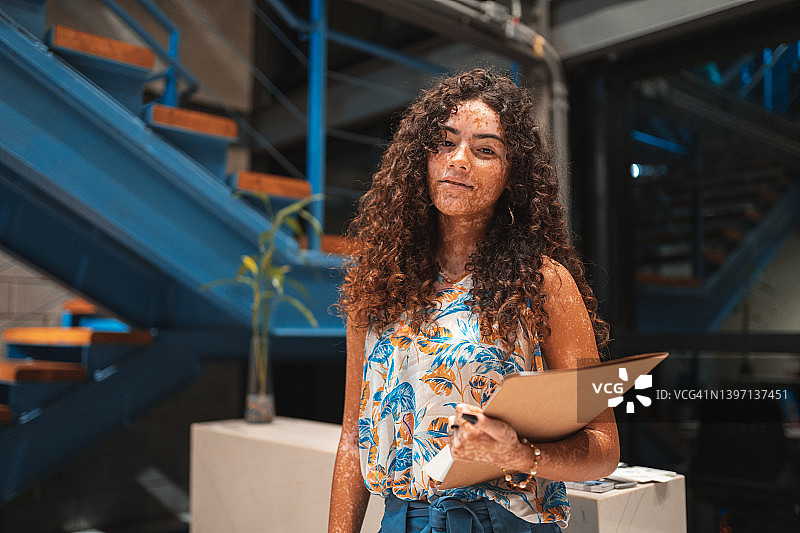 接待员肖像图片素材