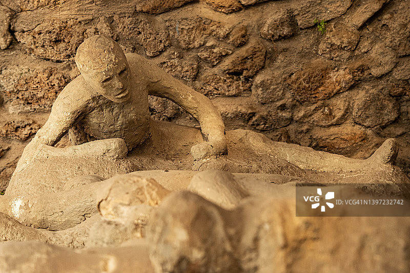 意大利坎帕尼亚那不勒斯庞贝城的受害者石膏模型图片素材