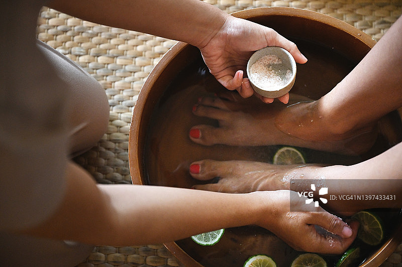 奢华水疗足浴图片素材