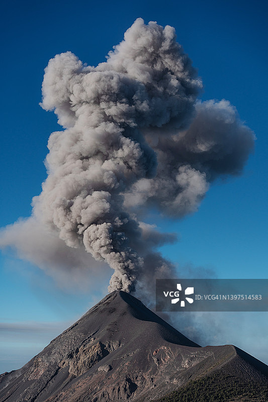 危地马拉富埃戈火山爆发图片素材