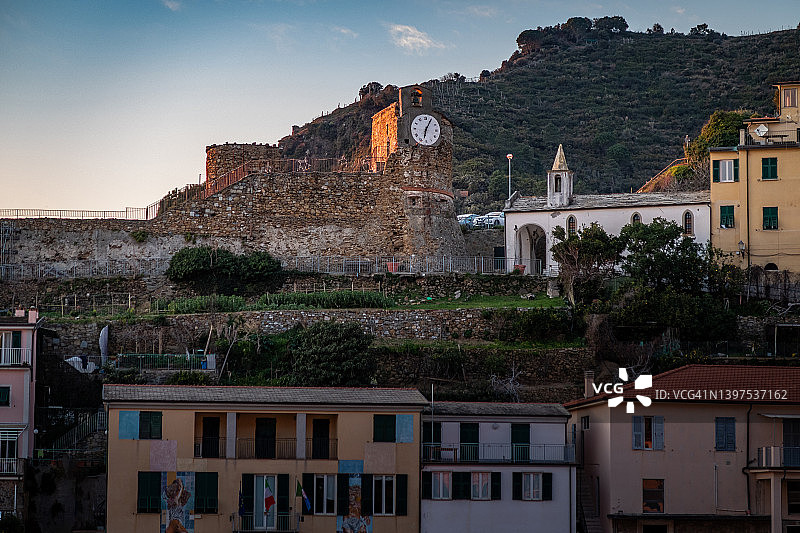 在韦内雷港和里奥马焦雷之间徒步旅行 - 意大利拉斯佩齐亚利古里亚图片素材
