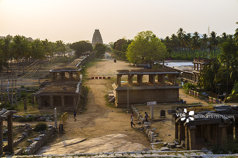 亨比集市日落景观图片素材