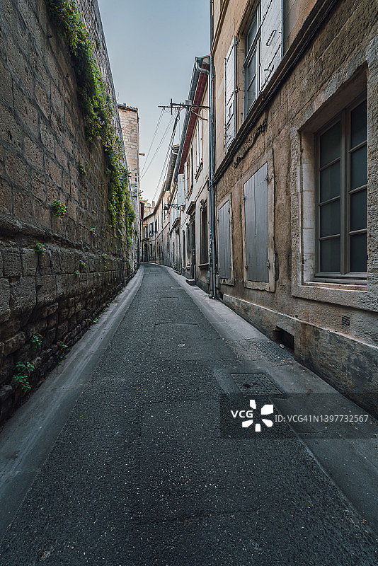 法国阿尔勒历史建筑街景图片素材