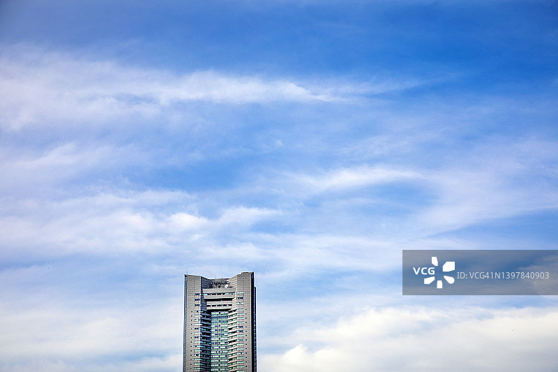 天空云朵建筑图片素材