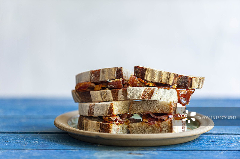 英国肯特郡利特尔本：培根棕酱三明治图片素材