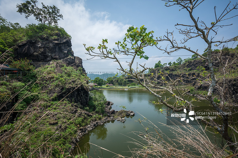 2022年4月29日，印度喀拉拉邦的伊杜基:从瞭望塔上可以看到山景公园的景色图片素材