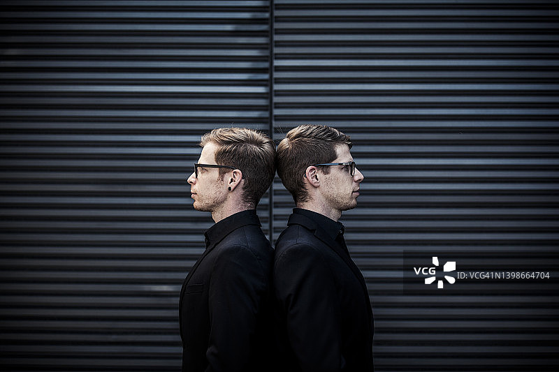 双胞胎兄弟概念图片素材