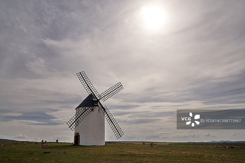 马拉基利亚的旧风车图片素材