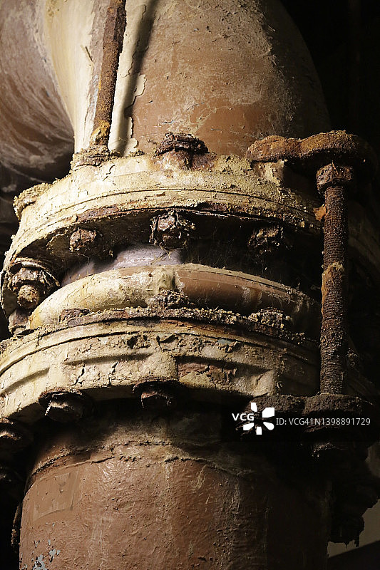 刚性管道上的膨胀节图片素材