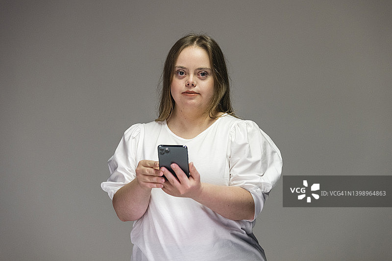 与朋友保持联系图片素材