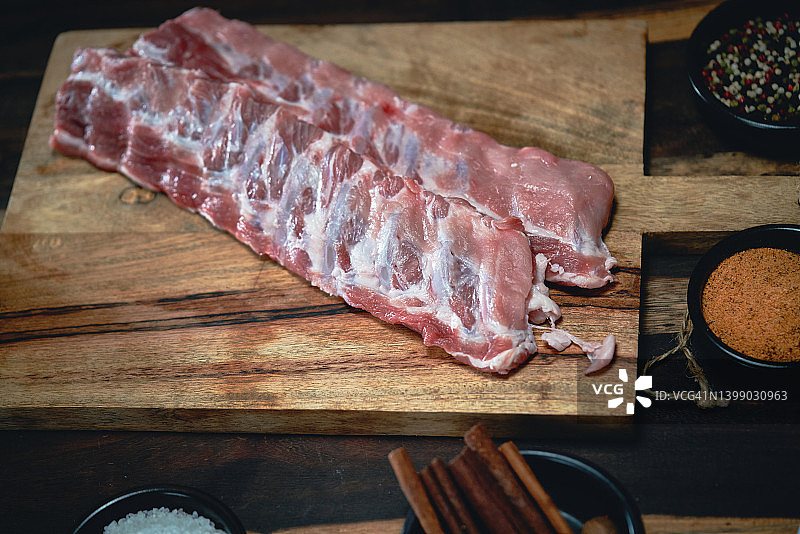 新鲜猪排骨图片素材
