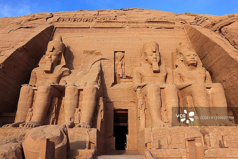 埃及阿布辛贝拉神庙，拉美西斯二世神庙图片素材