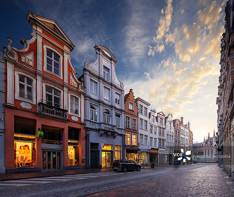 比利时布鲁日老城的传统中世纪建筑图片素材