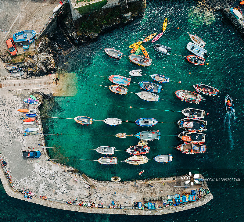 康沃尔小型渔港航拍图片素材