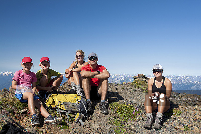 唐顿溪远足图片素材