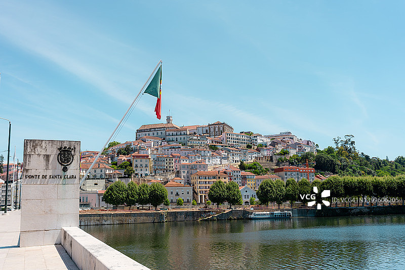 葡萄牙科英布拉和河流图片素材