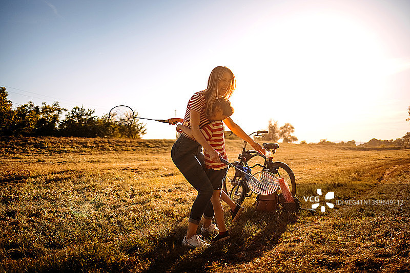 休闲游戏图片素材