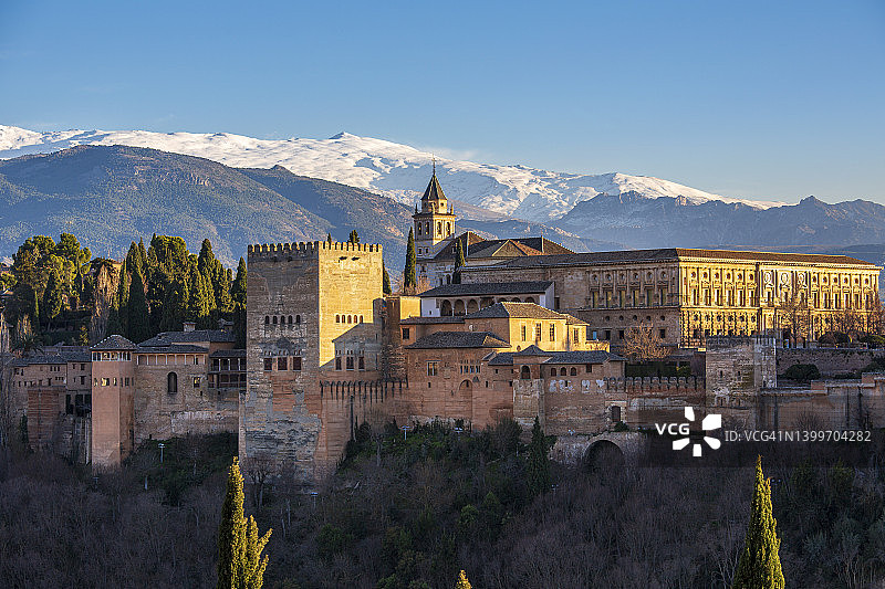 西班牙格拉纳达阿尔罕布拉宫景观图片素材