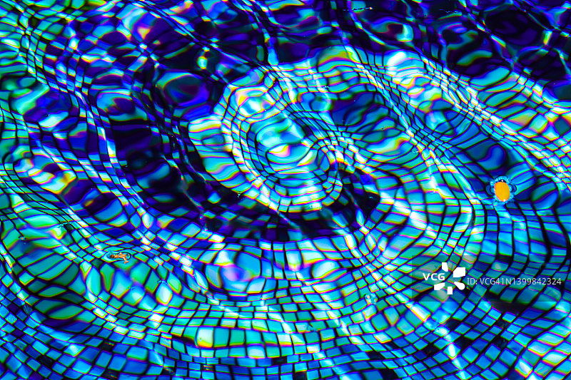 螺旋瓷砖泳池底部图片素材