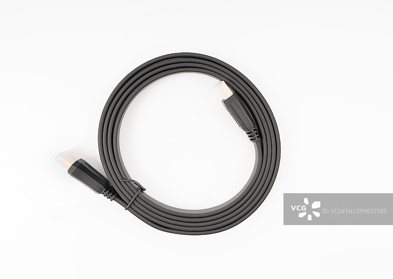 白色背景上隔离的HDMI电缆图片素材