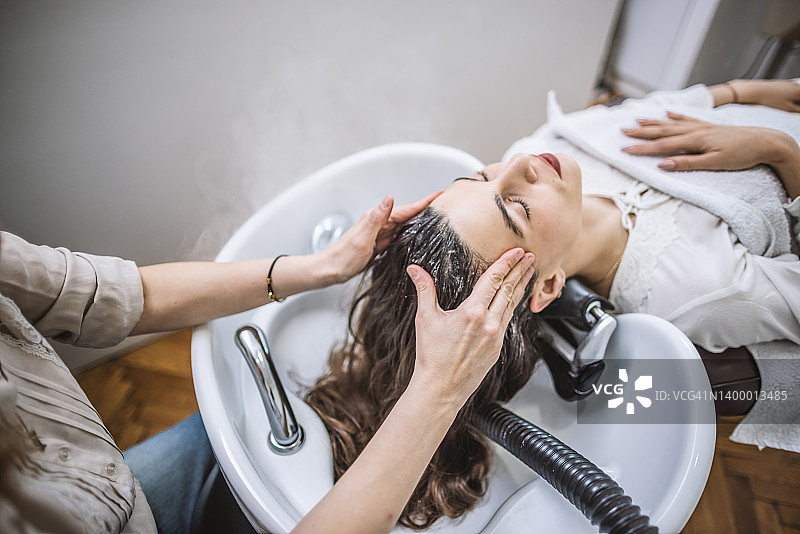 头发水疗护理图片素材