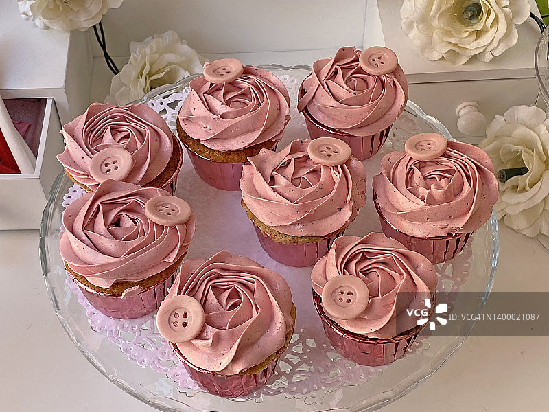 纸杯蛋糕托盘特写图片素材