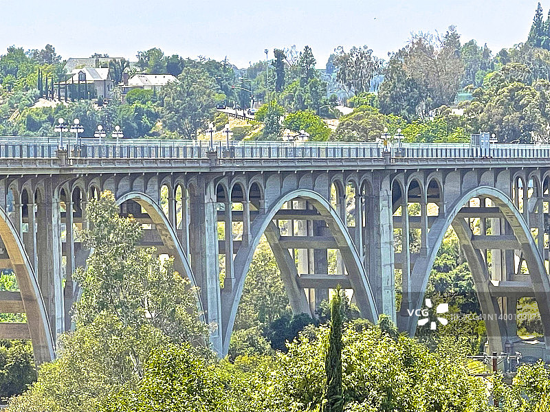 帕萨迪纳市的科罗拉多街大桥图片素材