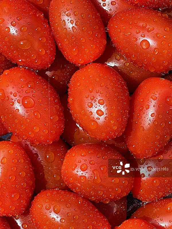 特写镜头下的李子番茄图片素材