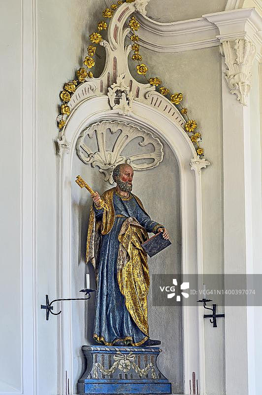圣徒约瑟与钥匙雕像，位于德国巴伐利亚阿尔高地区肯普滕的玛丽亚贝格礼拜堂图片素材
