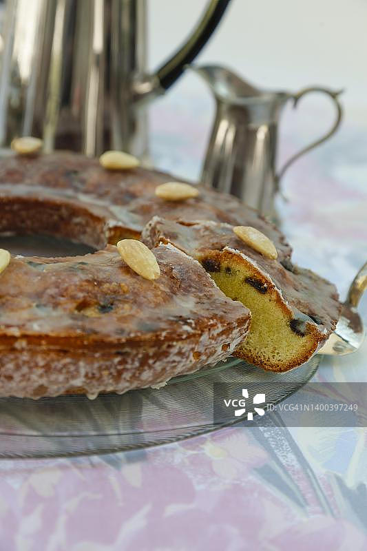 施瓦本美食：施瓦本烘焙特色糕点，出炉的海绵蛋糕图片素材