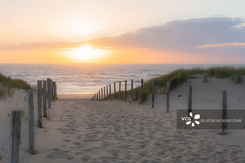 卡特wijk aan Zee日落海滩图片素材