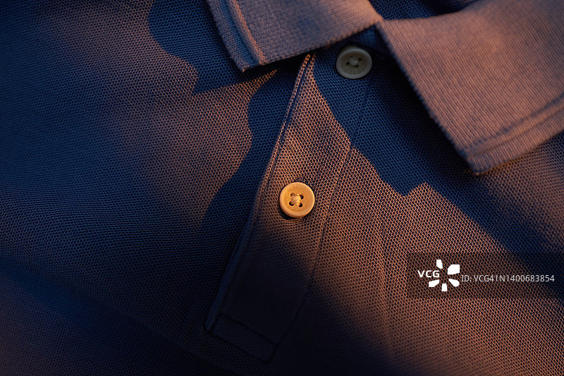 蓝色POLO衫图片素材