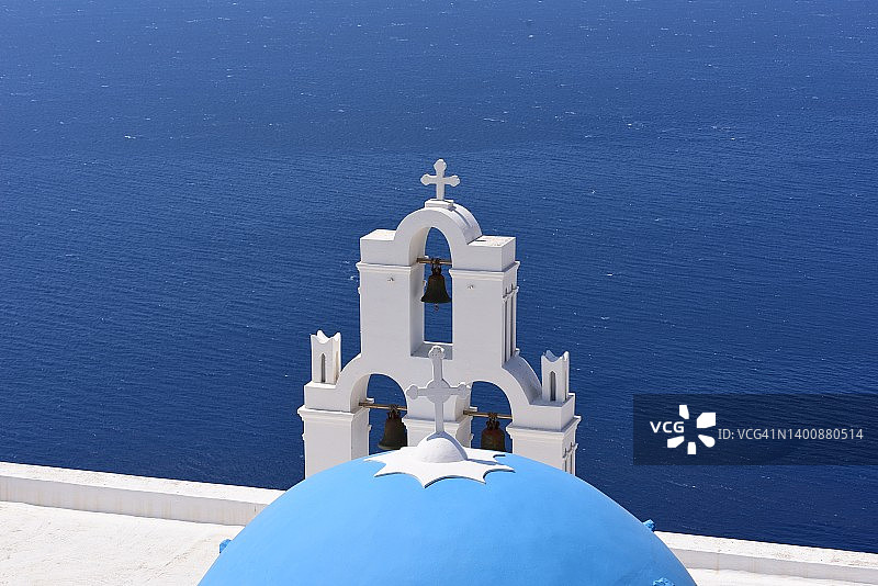 圣托里尼菲拉教堂三钟图片素材