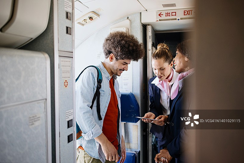 乘客登机图片素材