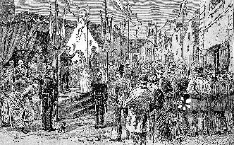 约1878年法国楠泰尔城镇节日上的玫瑰少女加冕仪式（19世纪原版数字修复）图片素材