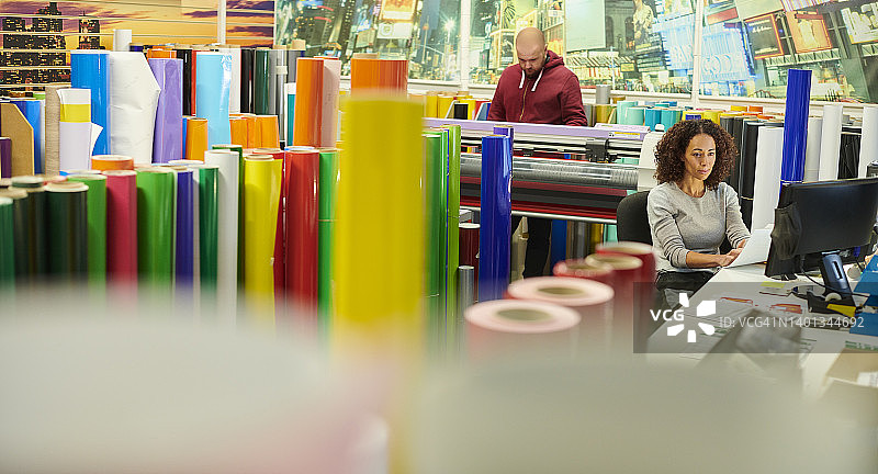 乙烯基标牌企业主图片素材