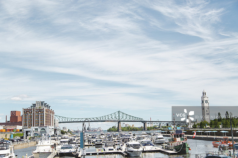 雅克·卡蒂埃大桥，蒙特利尔旧港，加拿大图片素材