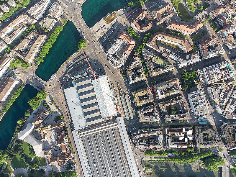 瑞士苏黎世火车站和商业区俯视图图片素材