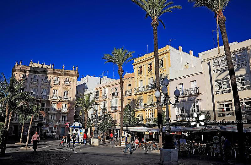 西班牙安达卢西亚加的斯市圣胡安·德·迪奥斯广场图片素材