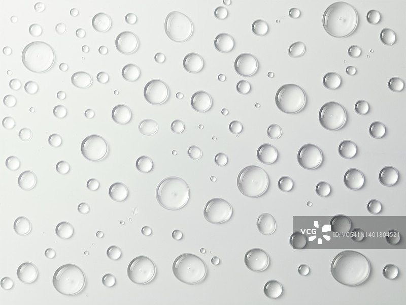 灰色背景上水滴和气泡纹理的特写全画幅图片素材