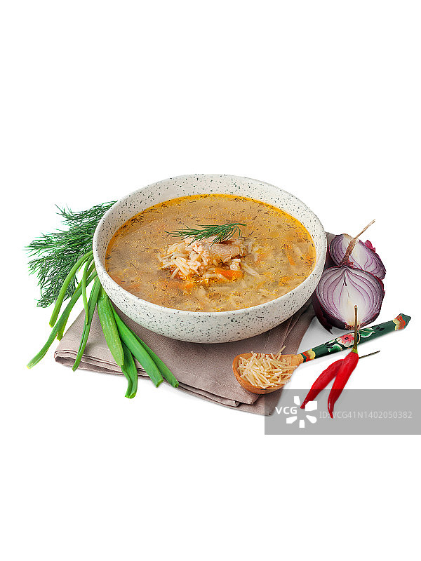 白色背景上的鸡肉粉丝汤图片素材