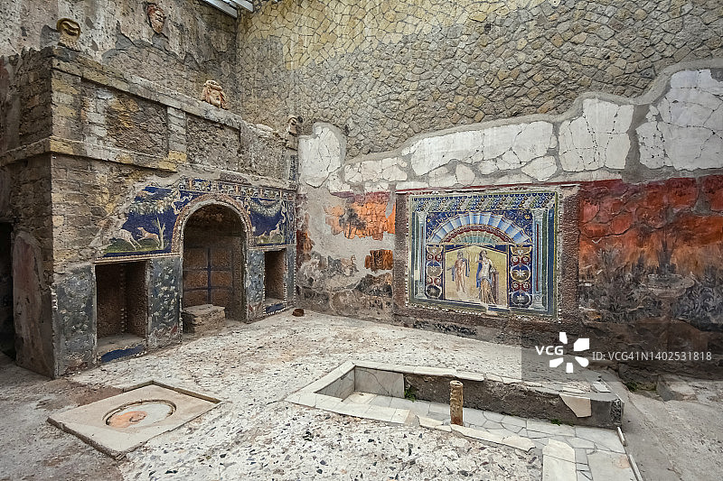 意大利埃尔科拉诺罗马别墅中装饰华丽的房间图片素材