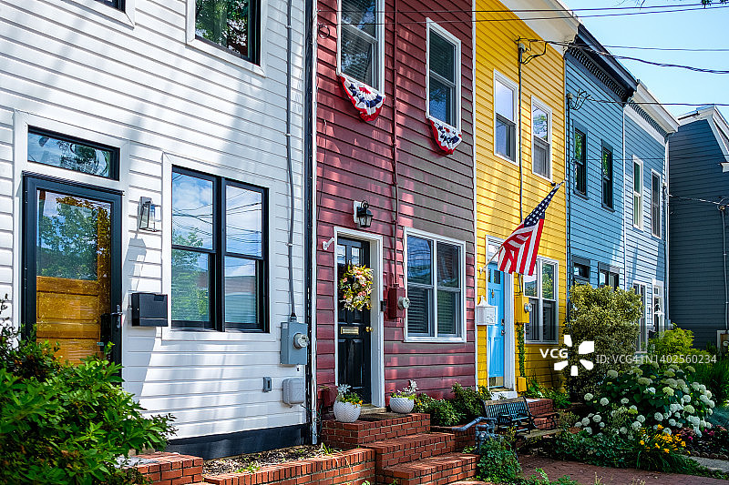 弗吉尼亚州亚历山大市的联排别墅图片素材