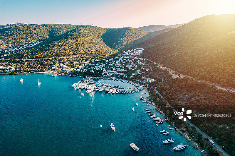 土耳其博德鲁姆托尔巴湾的航拍景色图片素材