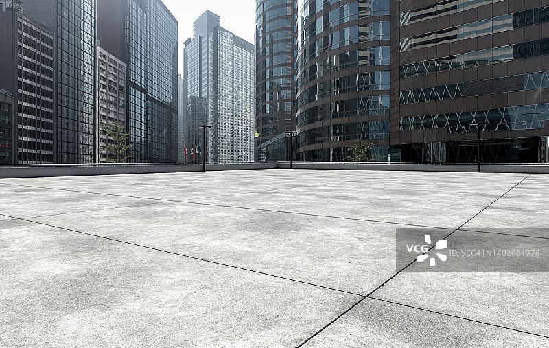 屋顶和停车场图片素材